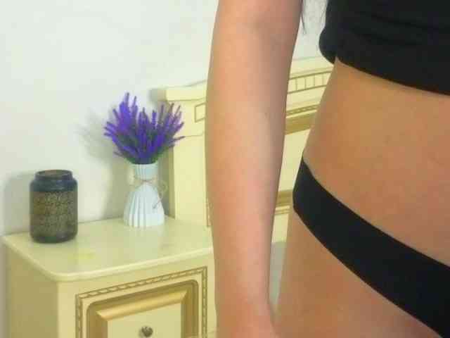 EnricaElis Live Webcam on BongaCams