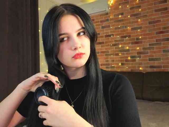 EnricaElis EnricaElis