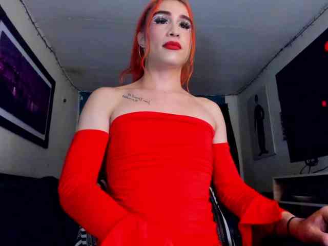 Ashlee Sadistic (28, Hispanic Trans Model) performing deepthroat.