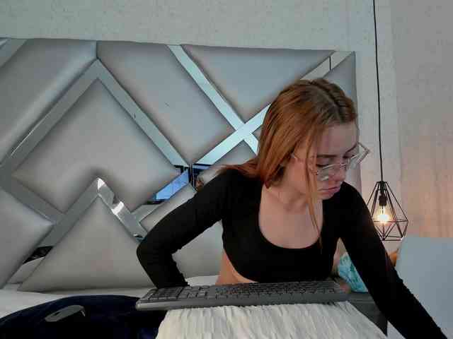 CRISTALEVANS-VC webcam