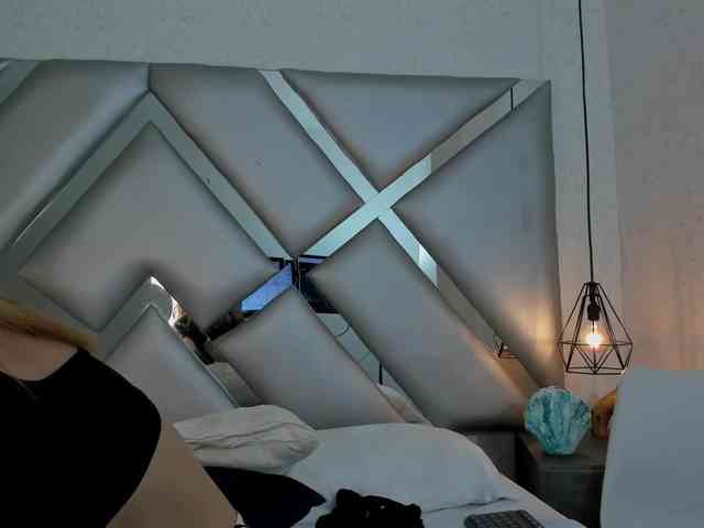 CRISTALEVANS-VC webcam