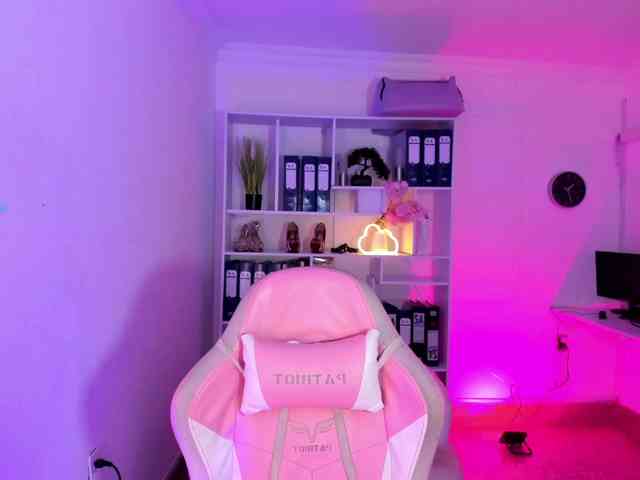 Molly-sweetlove webcam