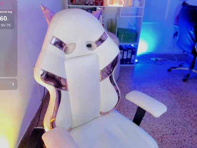 Molly-sweetlove webcam