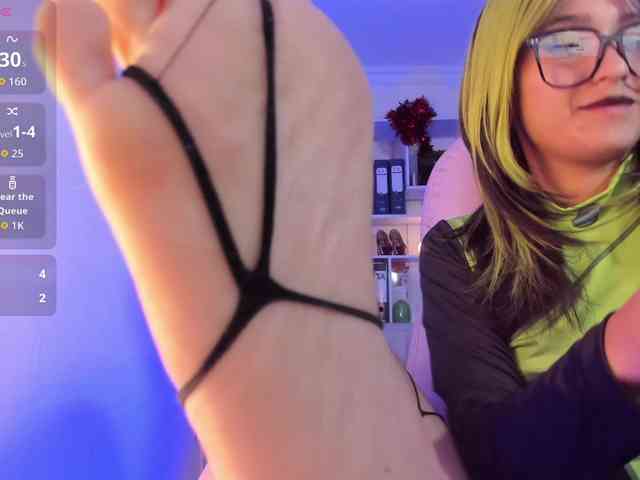 Molly-sweetlove webcam