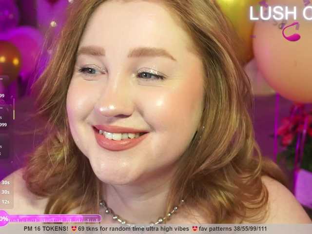 PusssyJuicy's BongaCams show and profile