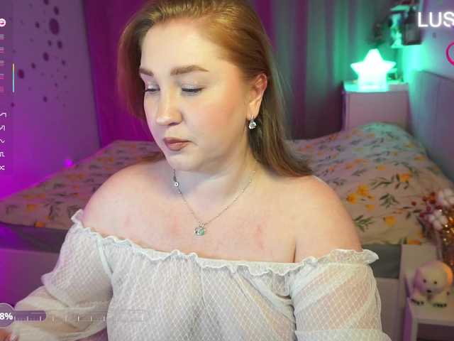 PusssyJuicy's BongaCams show and profile