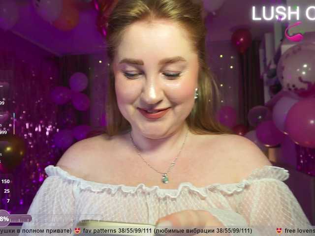 PusssyJuicy's BongaCams show and profile