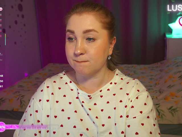 PusssyJuicy's BongaCams show and profile