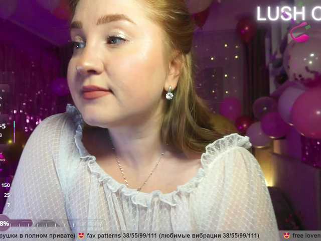 PusssyJuicy's BongaCams show and profile