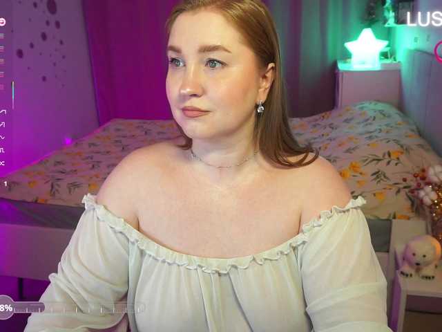 PusssyJuicy's BongaCams show and profile