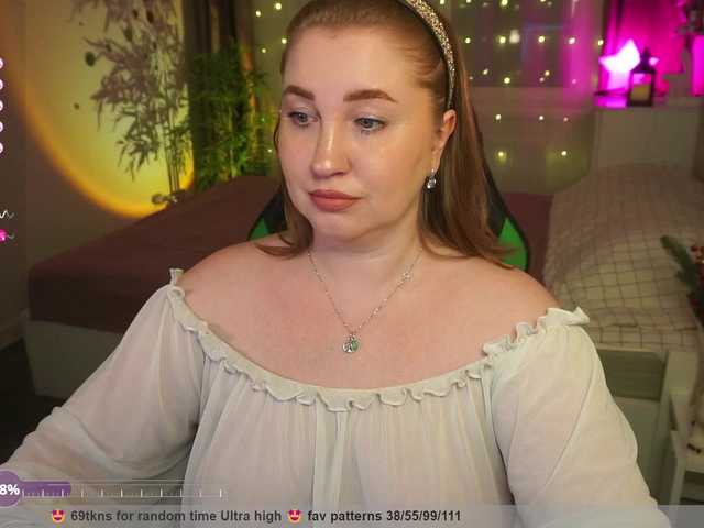 PusssyJuicy's BongaCams show and profile