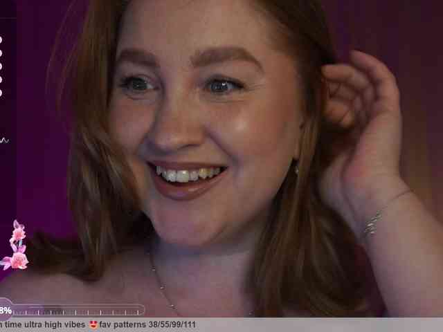 PusssyJuicy webcam