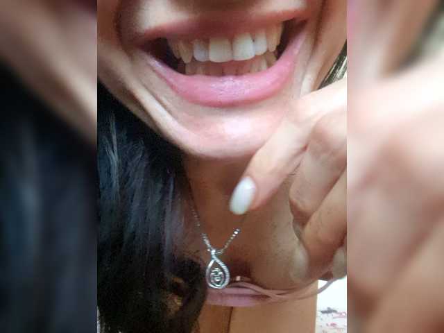  helenakisss chat room