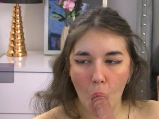 LolaButtie Porn Show