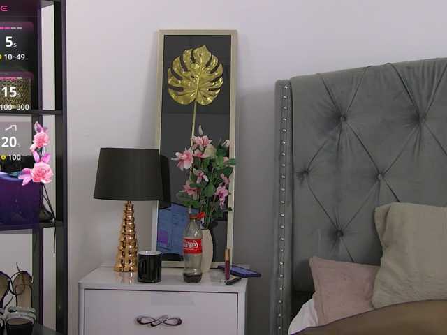 LolaButtie's BongaCams show and profile