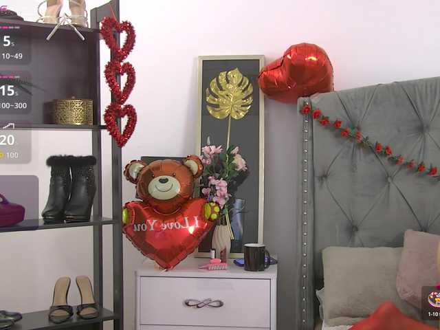 LolaButtie's BongaCams show and profile