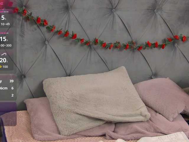 LolaButtie's BongaCams show and profile