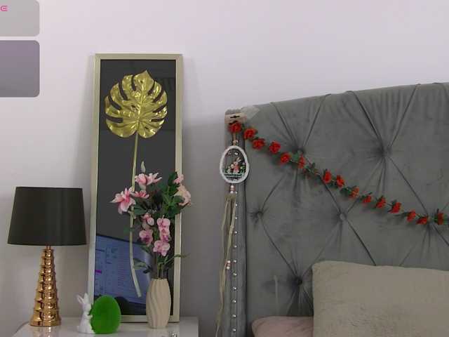 LolaButtie's BongaCams show and profile