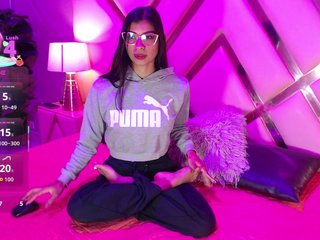 LolaPierce Porn Show