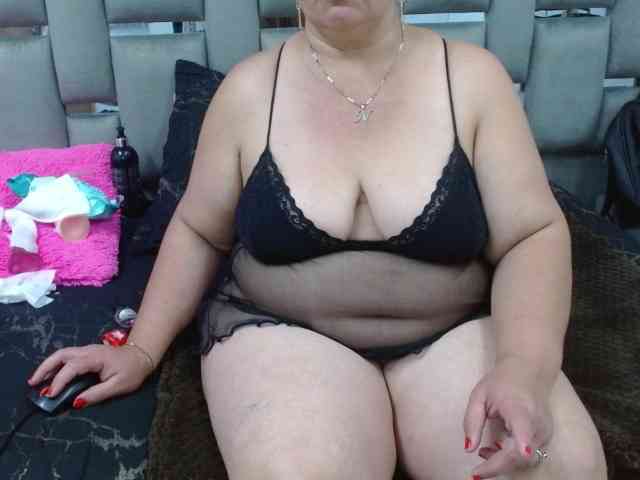 Loly47 webcam