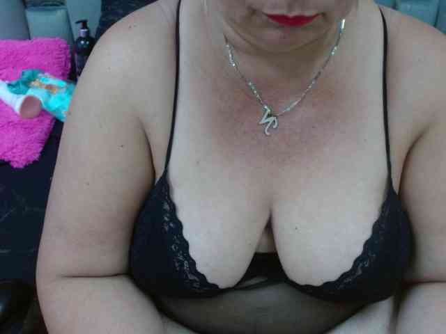 Loly47 webcam