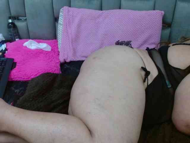 Loly47 webcam
