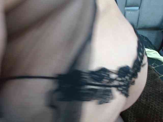 Loly47 webcam