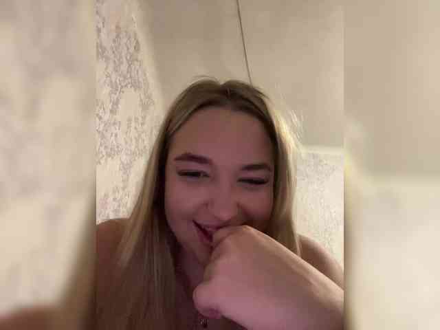 GeoPumka13 Live Webcam on BongaCams