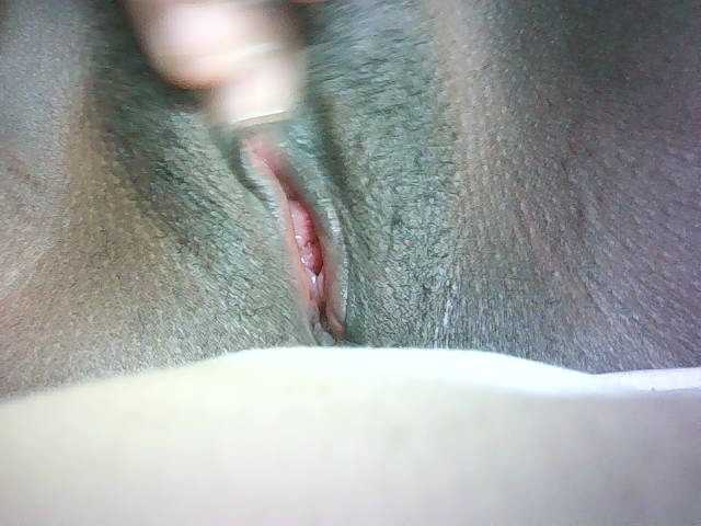 Avrilhunt's BongaCams show and profile