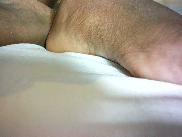 Avrilhunt's BongaCams show and profile