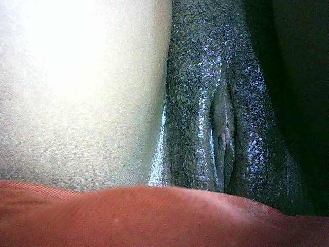 Avrilhunt's BongaCams show and profile