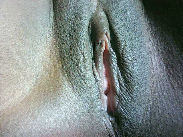 Avrilhunt's BongaCams show and profile