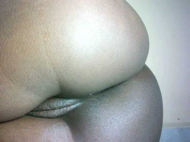 Avrilhunt's BongaCams show and profile