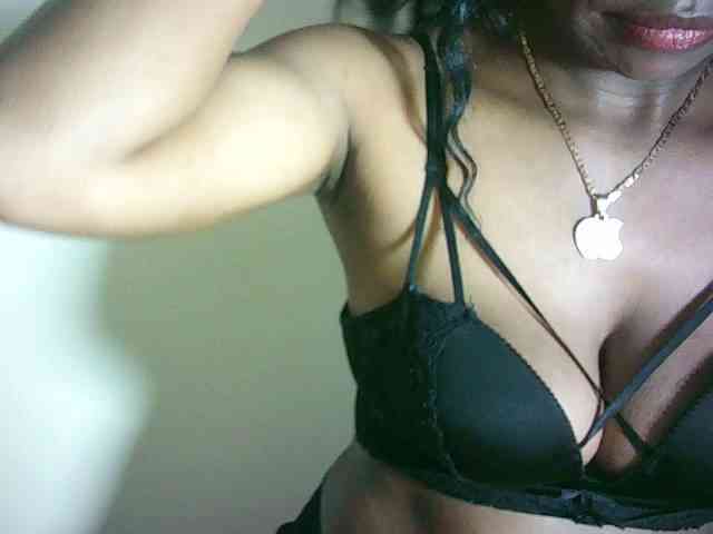 Avrilhunt webcam