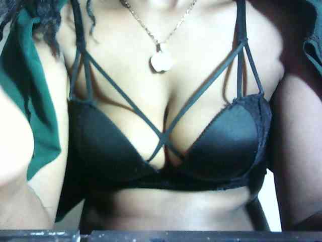 Avrilhunt webcam