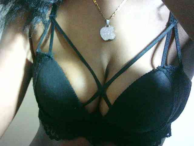 Avrilhunt webcam