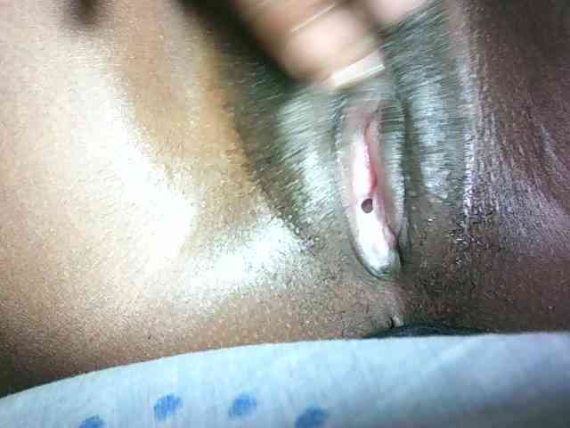 Avrilhunt Live Webcam on BongaCams