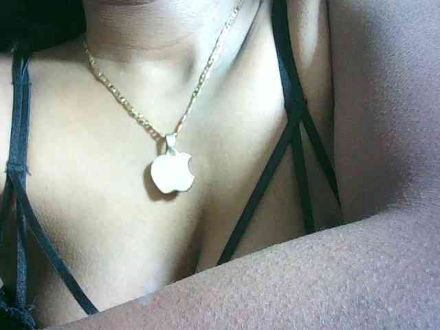 Avrilhunt webcam