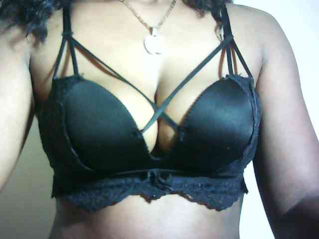 Avrilhunt webcam