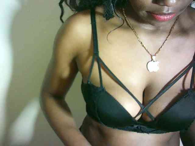 Avrilhunt webcam