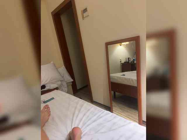 DenAnna77 webcam
