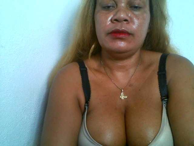 JELLA1 webcam bongacams model stream image