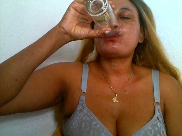 JELLA1 webcam bongacams model stream image