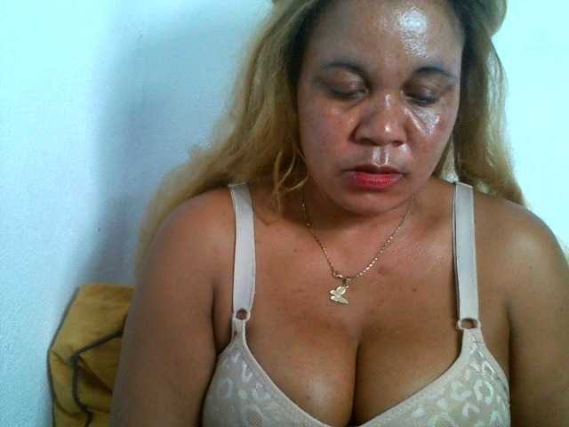 Sex chat gratuit in direct cu JELLA1 pe BongaCams
