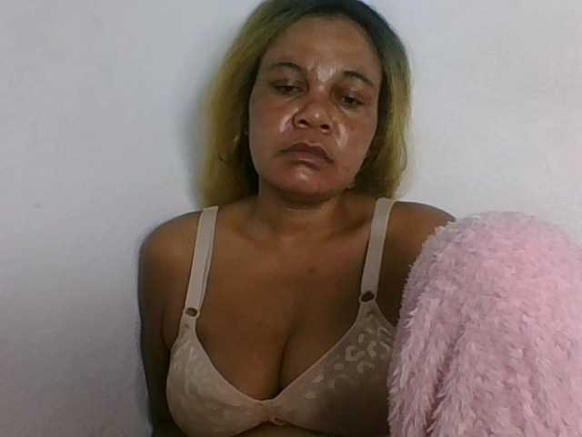 JELLA1 webcam bongacams model stream image