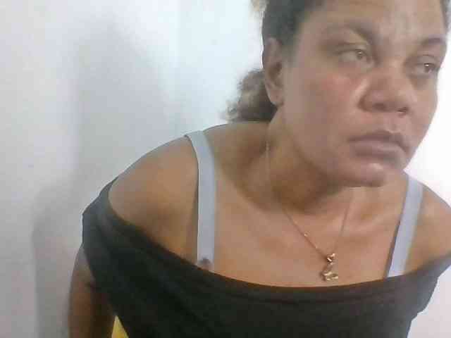 JELLA1 webcam