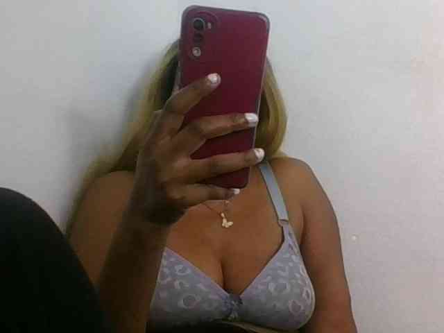 JELLA1 webcam