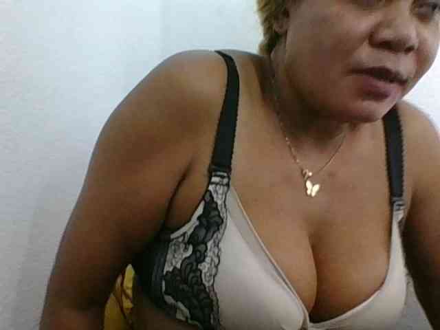 JELLA1 webcam