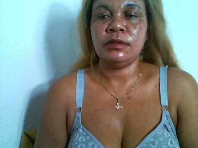 JELLA1 Live Webcam on BongaCams