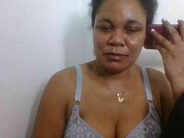 JELLA1 webcam